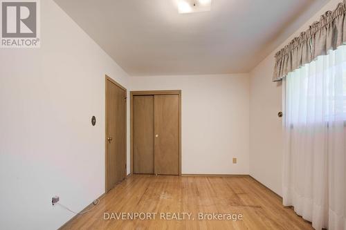 36 Ridgeway Avenue, Guelph (Pine Ridge), ON - Indoor Photo Showing Other Room