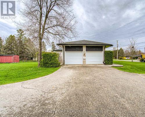 36 Ridgeway Avenue, Guelph (Pine Ridge), ON - Outdoor