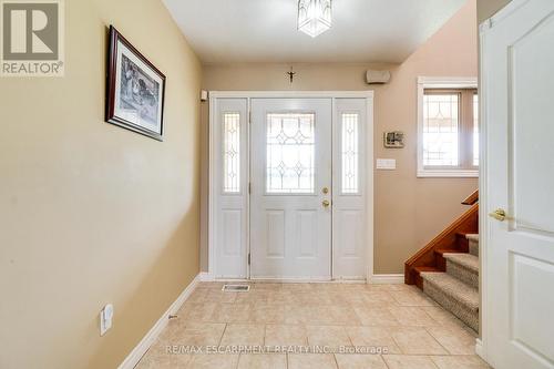 10 Grassyplain Drive, Hamilton, ON - Indoor Photo Showing Other Room