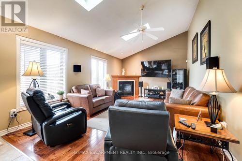 10 Grassyplain Drive, Hamilton, ON - Indoor Photo Showing Living Room With Fireplace