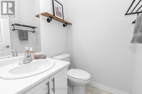 104 Corley Street, Kawartha Lakes, ON - Indoor Photo Showing Bathroom