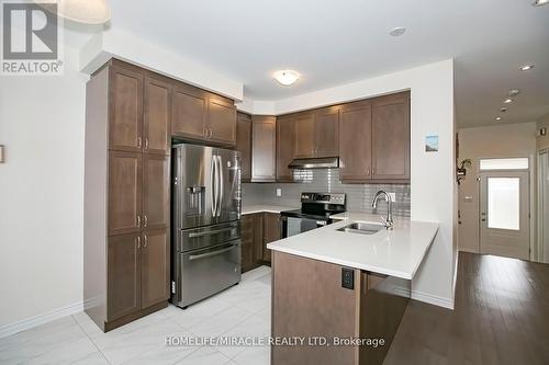 36 Cyclone Trail, Brampton, ON - Indoor Photo Showing Kitchen With Double Sink With Upgraded Kitchen