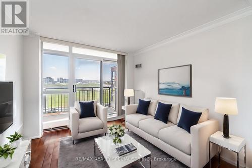 509 - 2391 Central Park Drive, Oakville, ON - Indoor Photo Showing Living Room