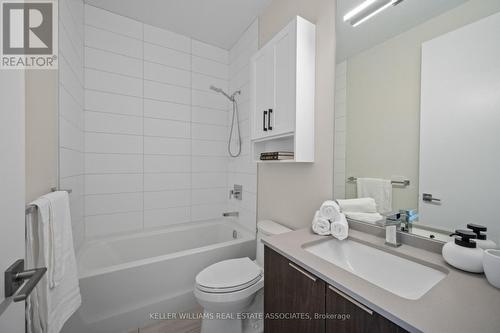 Ph810 - 4208 Dundas Street W, Toronto, ON - Indoor Photo Showing Bathroom