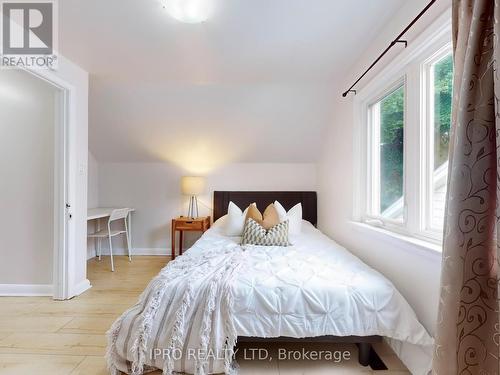 39 Jessie Street, Brampton, ON - Indoor Photo Showing Bedroom