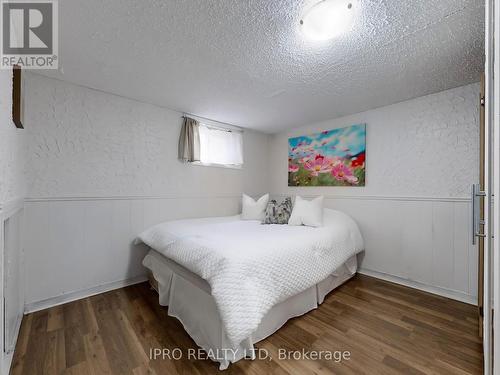 39 Jessie Street, Brampton, ON - Indoor Photo Showing Bedroom
