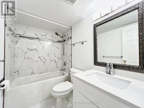 205 - 299 Mill Road, Toronto W08, ON - Indoor Photo Showing Bathroom