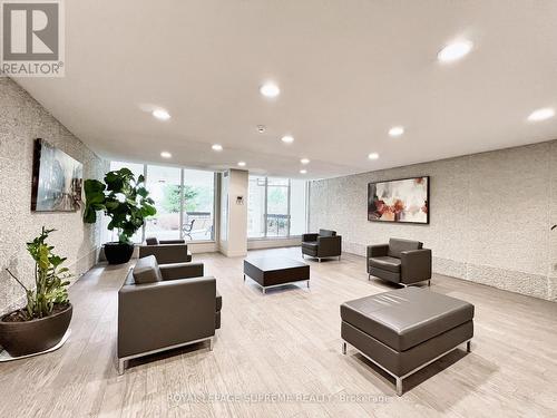 205 - 299 Mill Road, Toronto (Markland Wood), ON - Indoor