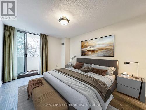 205 - 299 Mill Road, Toronto (Markland Wood), ON - Indoor Photo Showing Bedroom