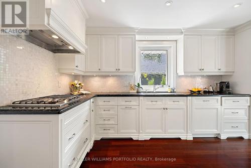 67 Wimbleton Road, Toronto, ON - Indoor Photo Showing Kitchen With Upgraded Kitchen