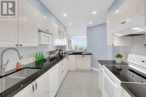 2906 - 1300 Islington Avenue, Toronto, ON - Indoor Photo Showing Kitchen With Upgraded Kitchen