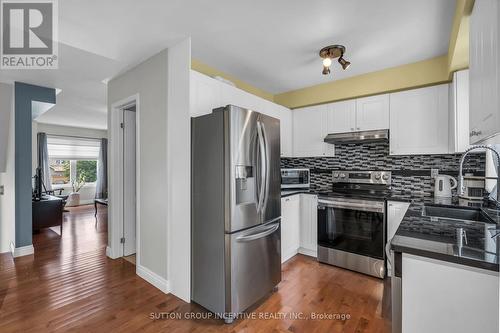 54 Natale Court, Bradford West Gwillimbury (Bradford), ON - Indoor Photo Showing Kitchen With Stainless Steel Kitchen With Upgraded Kitchen