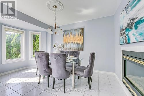 2026 Laurelcrest Place, Oakville, ON - Indoor Photo Showing Dining Room