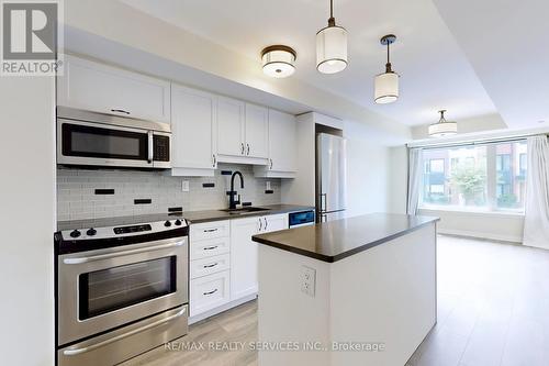 6 - 153 William Duncan Road, Toronto, ON - Indoor Photo Showing Kitchen With Stainless Steel Kitchen With Upgraded Kitchen