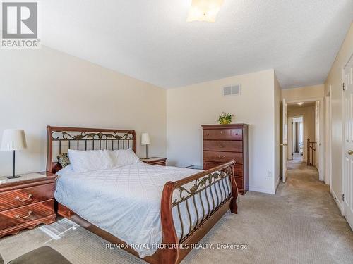 1492 Warbler Road, Oakville, ON - Indoor Photo Showing Bedroom