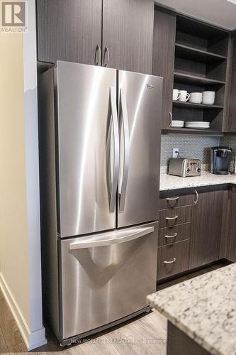 501 - 4633 Glen Erin Drive, Mississauga, ON - Indoor Photo Showing Kitchen