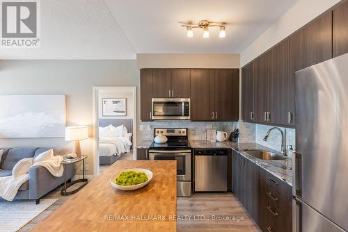 506 - 22 East Haven Drive, Toronto E06, ON - Indoor Photo Showing Kitchen