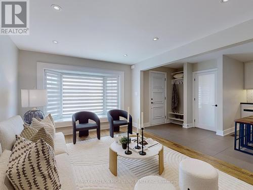 48 Crosland Drive, Toronto, ON - Indoor Photo Showing Living Room