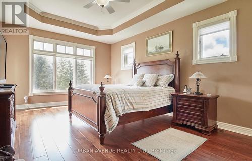 106 Cawkers Cove Road, Scugog (Port Perry), ON - Indoor Photo Showing Bedroom