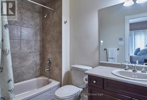 106 Cawkers Cove Road, Scugog (Port Perry), ON - Indoor Photo Showing Bathroom