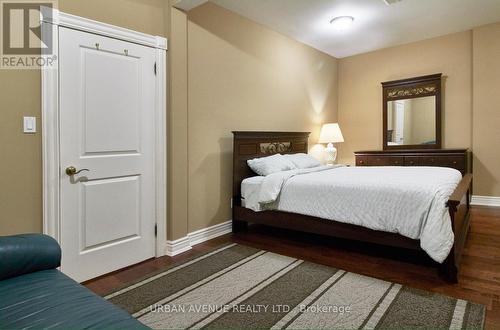 106 Cawkers Cove Road, Scugog (Port Perry), ON - Indoor Photo Showing Bedroom