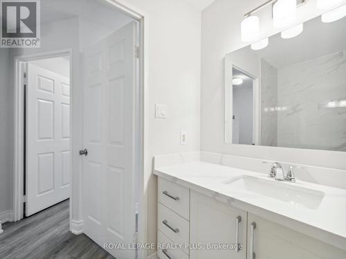 306 - 897 Sheppard Ave West Avenue W, Toronto C06, ON - Indoor Photo Showing Bathroom