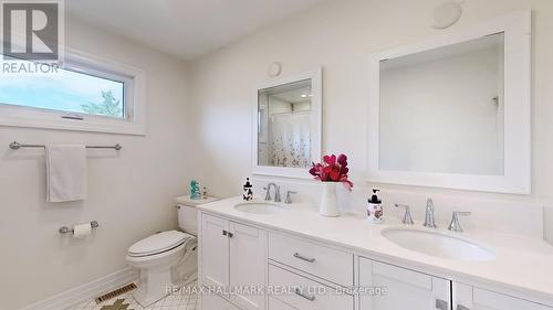 17 Sabrina Court, Richmond Hill (North Richvale), ON - Indoor Photo Showing Bathroom