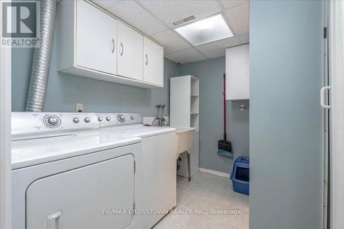 1189 Inniswood Street, Innisfil, ON - Indoor Photo Showing Laundry Room