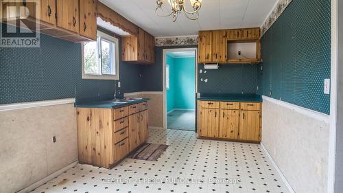 55 Valley Road, Whitchurch-Stouffville, ON - Indoor Photo Showing Kitchen