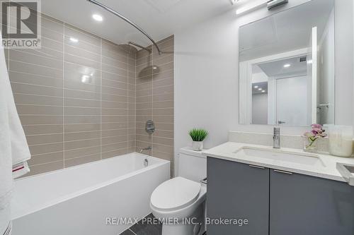 619 - 30 Tretti Way, Toronto, ON - Indoor Photo Showing Bathroom