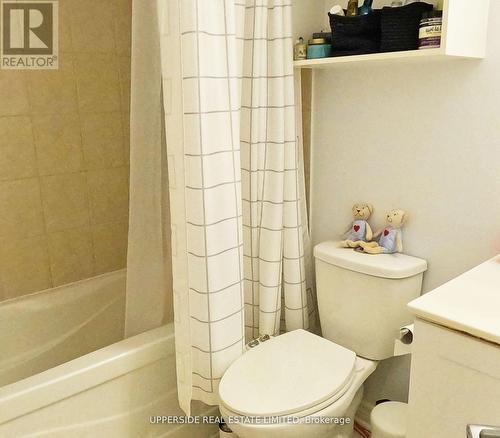 239 - 2885 Bayview Avenue, Toronto (Bayview Village), ON - Indoor Photo Showing Bathroom