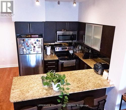 239 - 2885 Bayview Avenue, Toronto (Bayview Village), ON - Indoor Photo Showing Kitchen