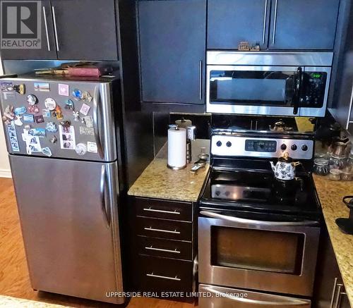 239 - 2885 Bayview Avenue, Toronto (Bayview Village), ON - Indoor Photo Showing Kitchen