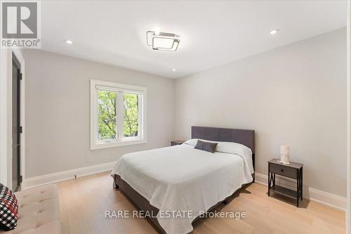 1566 Mount Pleasant Road, Toronto, ON - Indoor Photo Showing Bedroom
