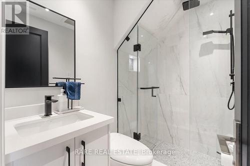 1566 Mount Pleasant Road, Toronto, ON - Indoor Photo Showing Bathroom