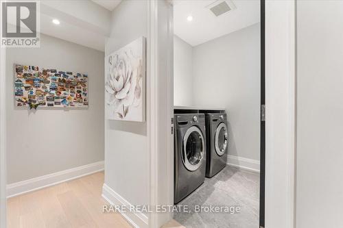 1566 Mount Pleasant Road, Toronto, ON - Indoor Photo Showing Laundry Room