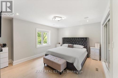 1566 Mount Pleasant Road, Toronto, ON - Indoor Photo Showing Bedroom