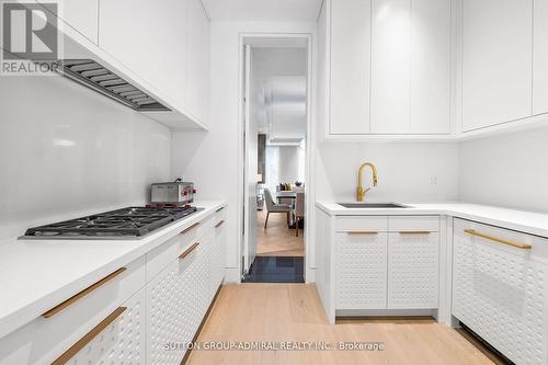 335 Lytton Boulevard, Toronto (Lawrence Park South), ON - Indoor Photo Showing Kitchen