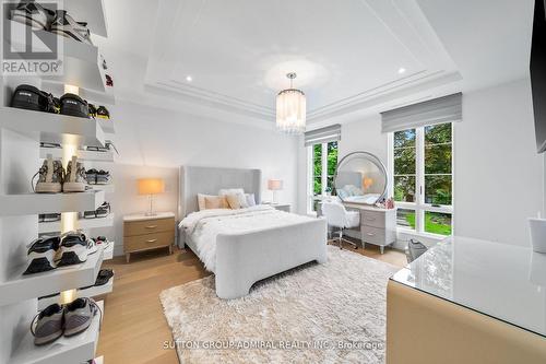 335 Lytton Boulevard, Toronto, ON - Indoor Photo Showing Bedroom