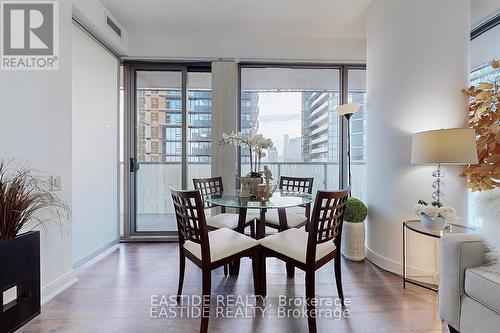 2205 - 50 Charles Street E, Toronto (Church-Yonge Corridor), ON - Indoor Photo Showing Dining Room