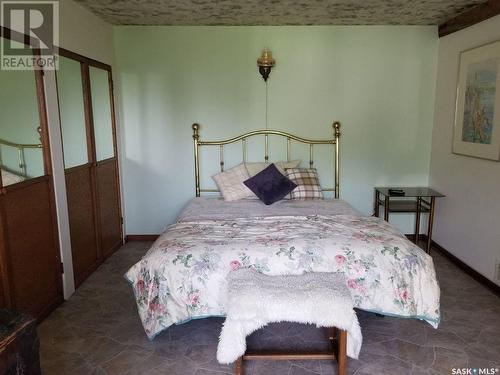 120-122 North Haven Drive, Buffalo Pound Lake, SK - Indoor Photo Showing Bedroom