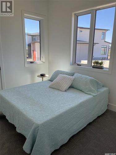 323 Woolf Bay, Saskatoon, SK - Indoor Photo Showing Bedroom