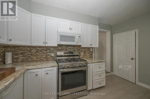 948 Princess Avenue, London, ON - Indoor Photo Showing Kitchen