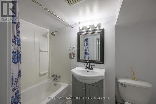 948 Princess Avenue, London, ON - Indoor Photo Showing Bathroom
