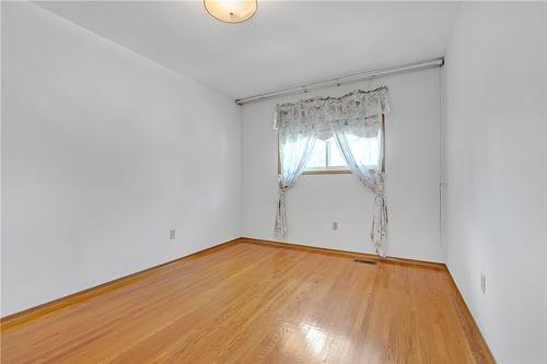 373 Mary Street, Hamilton, ON - Indoor Photo Showing Other Room