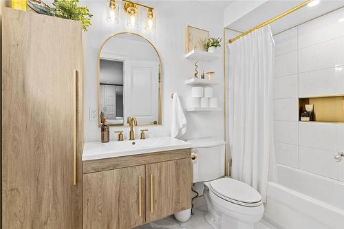 50 Murdoch Drive, Brampton, ON - Indoor Photo Showing Bathroom