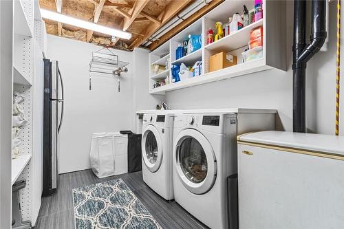 50 Murdoch Drive, Brampton, ON - Indoor Photo Showing Laundry Room