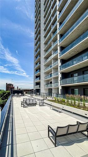 15 Queen Street S|Unit #2302, Hamilton, ON 