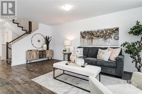 201 Darquise Street, Clarence-Rockland, ON - Indoor Photo Showing Living Room