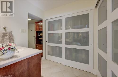 Tons of closet space in this ensuite bath! - 265 Westcourt Place Unit# 206, Waterloo, ON - Indoor